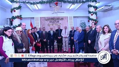 رئيس جامعة أسيوط يهنئ القس رفيق ثابت راعي الكنيسة الإنجيلية الثانية بأسيوط بمناسبة عيد الميلاد المجيد 