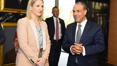 مشاورات سياسية بين مصر وإيرلندا لدعم العلاقات الثنائية والتشاور حول التطورات الإقليمية