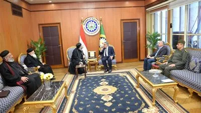 محافظ الدقهلية يستقبل وفد الكنيسة في إطار الاحتفالات بالعام الميلادي الجديد