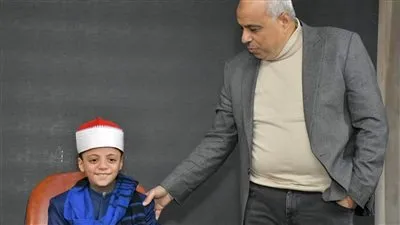 عبد الله عبد الموجود.. من دموع دولة التلاوة إلى عرش بورسعيد الدولية.. قصة طفل أبكى القلوب ويقترب من اللقب العالمي