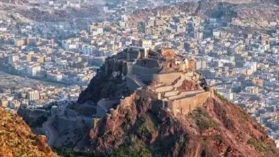 تعز تحت مقصلة 