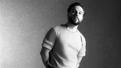 جلال مروان الشعار يضيء مهرجان المسرح العربي بمصر بعد نجاحه في لبنان وتركيا