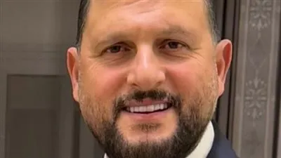 الفنان عماد زيادة يصل إلى الرياض لحضور Joy Awards ويصفه بالأقوى في الوطن العربي