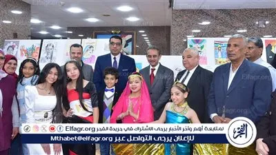 صور.. نائب محافظ الأقصر يشهد حفل تكريم الطلاب الفائزين في مسابقة «لمحات من الهند»