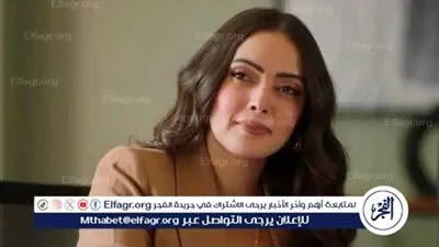 وئام مجدي تخطف الأنظار بإطلالة سوداء أنيقة في أحدث جلسة تصوير