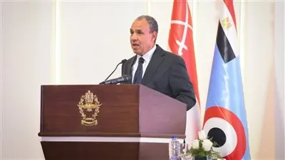 وزير الخارجية يشارك في ندوة تثقيفية بالقوات الجوية