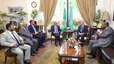 رئيس الأكاديمية يستقبل وزير التعليم العالي والبحث بدولة جيبوتي بمقر الأكاديمية العربية الرئيسي بأبوقير