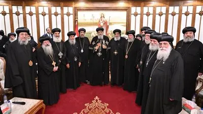 أحبار الكنيسة يستقبلون قداسة البابا عقب عودته من النمسا