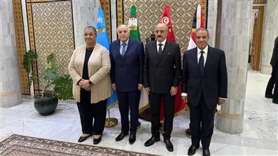 وزير الخارجية يجري مشاورات في تونس مع نظيريه التونسي والجزائري والمبعوثة الأممية حول مسار التسوية في ليبيا