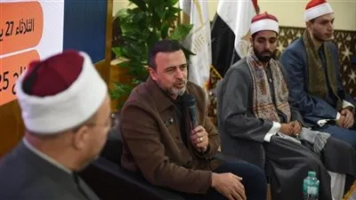 الداعية مصطفى حسني.. يوضح 