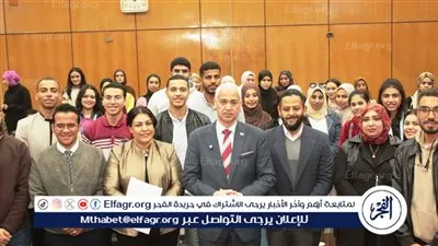 نائب رئيس جامعة أسيوط يتابع فعاليات المرحلة الثانية من برنامج اختراق سوق العمل