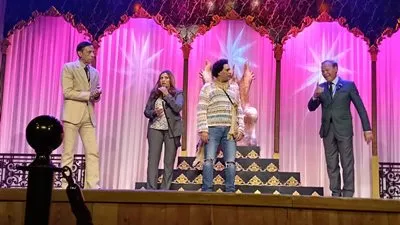 بالصور.. ابن الأصول بطولة ميرنا وليد ومصطفى شوقي يرفع شعار كامل العدد على مسرح ميامي