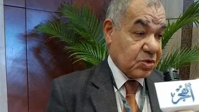 يسري الجمل لـ 