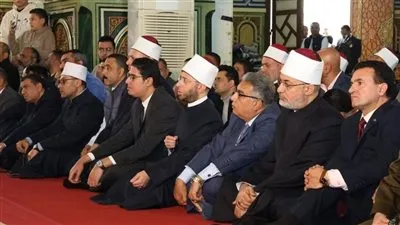 محافظ الدقهلية يستقبل وزير الأوقاف والمفتي ويؤدون صلاة الجمعة..احتفالًا بالعيد القومي للمحافظة