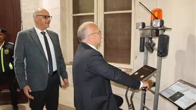 محافظ القليوبية يصطحب سفير السويد في جولة بحدائق ومتاحف القناطر الخيرية