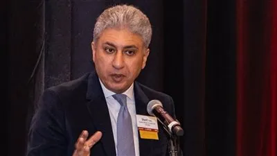 شريف فتحي.. وزير يرسم حركة السياحة بخبرات متراكمة وخطط طموحة