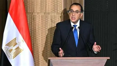 أستاذ اقتصاد: أولويات الحكومة زيادة الإيرادات وتنمية الاستثمار المحلي