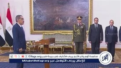 ضياء رشوان يؤدي اليمين الدستورية وزيرًا للدولة للإعلام أمام الرئيس السيسي