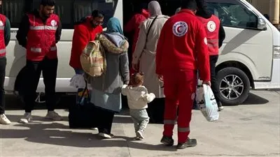 جهود ممتدة على الحدود.. الهلال الأحمر يواصل دعم الأشقاء الفلسطينيين بقافلة «زاد العزة» 