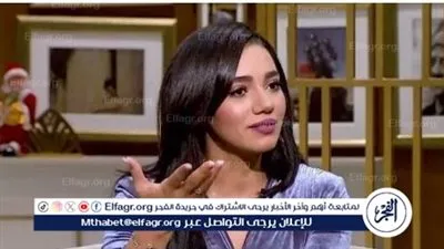 سمية درويش تفتح النار على فنانين الحلق والجونيلا: 