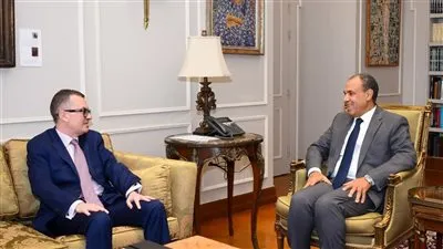 وزير الخارجية يستقبل وزير التخطيط والتنمية الاقتصادية لبحث تنسيق الجهود لدعم الاستثمارات العامة وتعزيز الشراكات الدولية