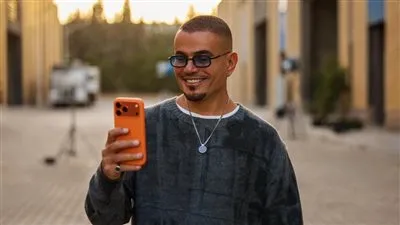 عمرو دياب يحقق رقمًا قياسيًا بـ 50 أسبوعًا في صدارة قائمة بيلبورد 100 فنان