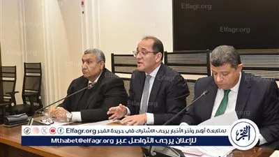 بحضور وزير المالية.. 