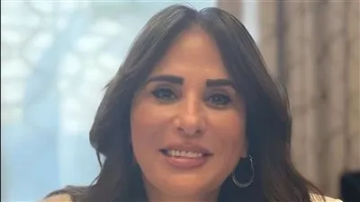 وزيرة الإسكان تتابع مشروعات تطوير ومد الطرق والمرافق بالمناطق الصناعية بعددٍ من المدن الجديدة