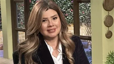 رانيا فريد شوقي تفجّر اعترافات إنسانية صادمة: بكره الروتين.. والمراية مش صاحبتي!