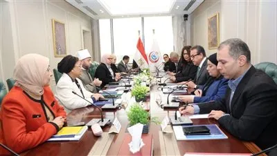 وزير الصحة يستقبل 