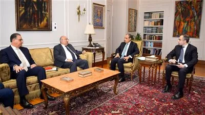 وزير الخارجية يلتقي رئيس اللجنة الوطنية لمكافحة ومنع الهجرة غير الشرعية