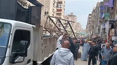 لليوم الثاني..محافظة الجيزة تواصل إعادة الانضباط بشوارع مستشفي الصدر والسلام بالعمرانية