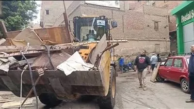 محافظة الجيزة: إزالة 5 أكشاك والتحفظ على 2 تروسيكل ورفع بؤر فرز عشوائي بحملة مكبرة بميت عقبة