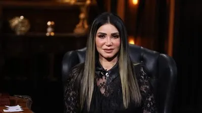 إيناس عز الدين: عملية ابني في المخ كسرتني ومفيش مقارنة بينى وبين سهير المرشدى