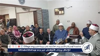 وكيل أوقاف أسيوط يعقد اجتماعا مع العاملين بالمديرية ويشدد على الانضباط وخدمة المواطنين