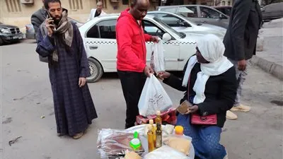 على موائد العابرين.. مبادرة سودانية تصنع دفء رمضان في قلب القاهرة