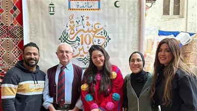 سفير أذربيجان وابنته يشاركان متطوعي “المائدة” إعداد آلاف وجبات إفطار الصائمين بالدقي