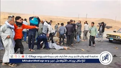 كانوا بيشيعوا جنازة.. مصرع 3 وإصابة 21 في تصادم سيارتين ببني سويف