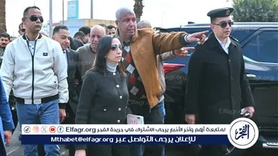 عقب تحريك أسعار الوقود.. محافظ البحيرة تتابع تطبيق التعريفة الجديدة ميدانيًا بمجمع مواقف دمنهور