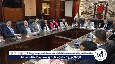 «بحضور الفجر»..محافظ سوهاج يعقد اول لقاء للصحفيين والاعلاميين لوضع خطة لدعم العمل الاعلامي بالمحافظة