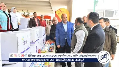 محافظ أسيوط يشهد تسليم 4 آلاف كرتونة مواد غذائية من المصرية للاتصالات لدعم الأسر الأولى بالرعاية 