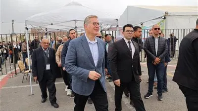 وزير البترول يصل مقر انتخابات نقابة المهندسين للإدلاء بصوته في جولة الإعادة على مقعد النقيب