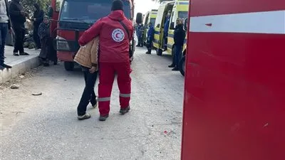 الهلال الأحمر يساند جهود الحماية المدنية والإسعاف في حريق مصنع قطع غيار سيارات بالدقهلية