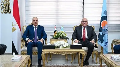 رئيس الهيئة العربية للتصنيع، ووزير الموارد المائية والري، يتفقدان مركز التصنيع الرقمي بمصنع المحركات التابع للهيئة العربية للتصنيع