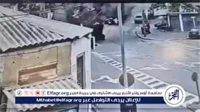 عاجل- الشرطة الإسرائيلية توثق سقوط صاروخ عنقودي وتوجه تحذيرات عاجلة للمواطنين