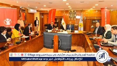 محافظ أسيوط يترأس اجتماع اللجنة الاستشارية للتنسيق مع منظمة إنقاذ الطفل لتنفيذ مشروعات تنموية بالمحافظة 