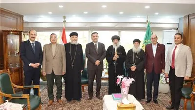 محافظ القليوبية يستقبل أساقفة وقساوسة وبيت العائلة المصرية لتقديم التهاني المباركة