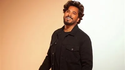 مصطفى حجاج نجم إحتفالية عيد الفطر المبارك على مسرح البالون