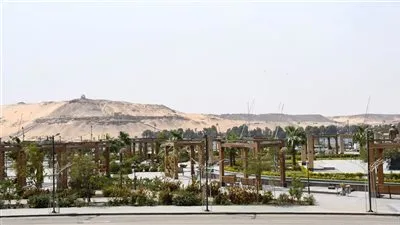 محافظ أسوان يرفع درجة الاستعداد القصوى ويقرر إيقاف الملاحة النهرية مؤقتًا بسبب العاصفة الترابية