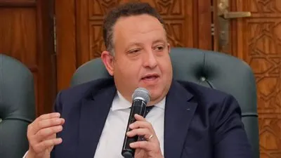 خلال جلسة تسليم وتسلم الملفات النقابية الدكتور محمد عبد الغني النقيب المنتخب للمهندسين: قوتنا في وحدتنا.. وقرارنا ينبع من 